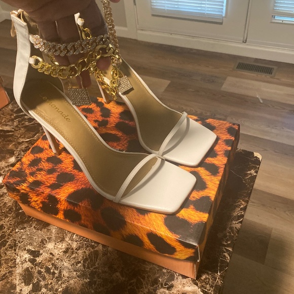 Lemonade ( Entitled Heels) - Picture 1 of 2